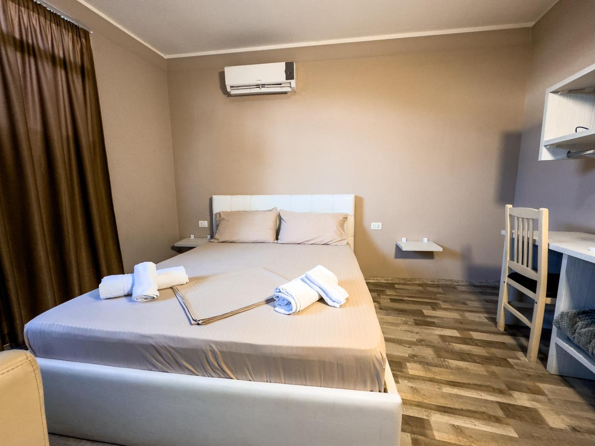 Shkodra Budget Hotel Eksteriør billede