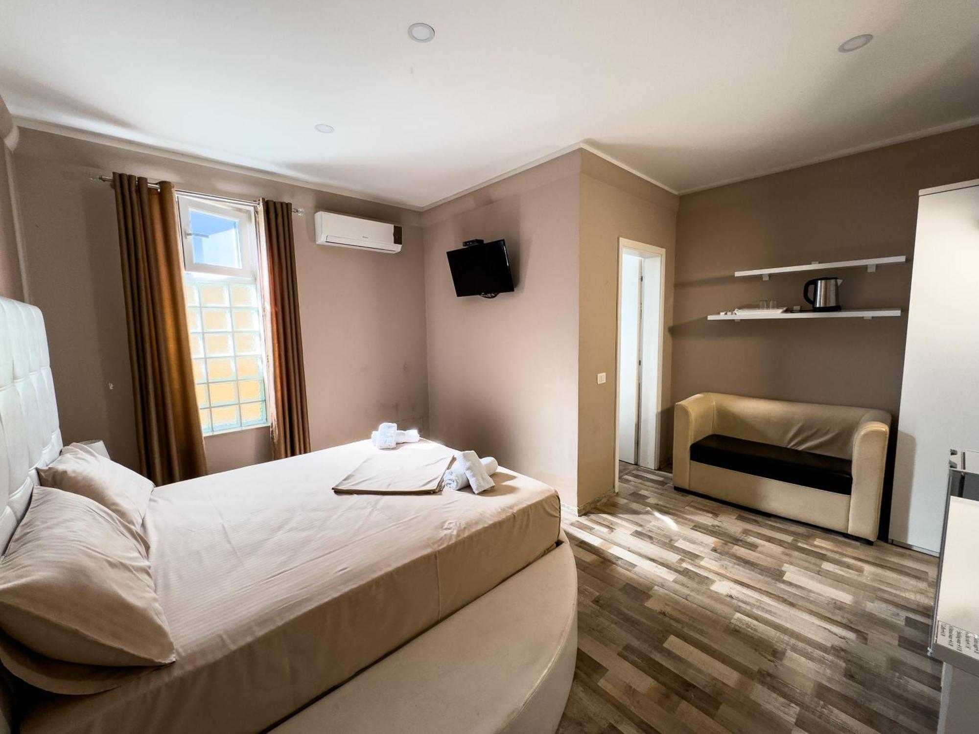 Shkodra Budget Hotel Eksteriør billede